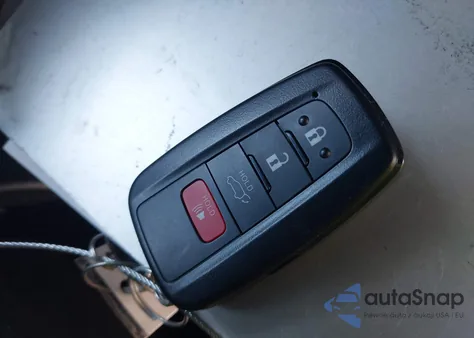 2022 Toyota Rav4 Hybrid Xle from USA, damaged, VIN 4T3RWRFV7NU056064